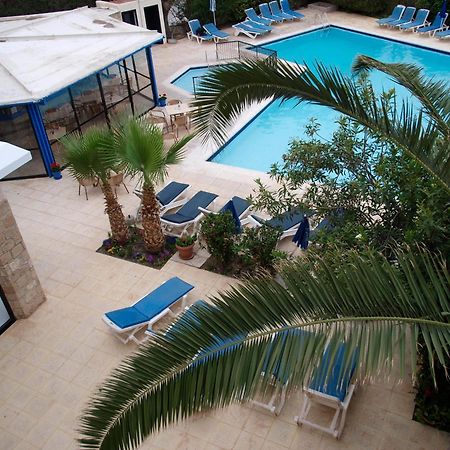 Hilltop Gardens Hotel Apartments Paphos Eksteriør billede