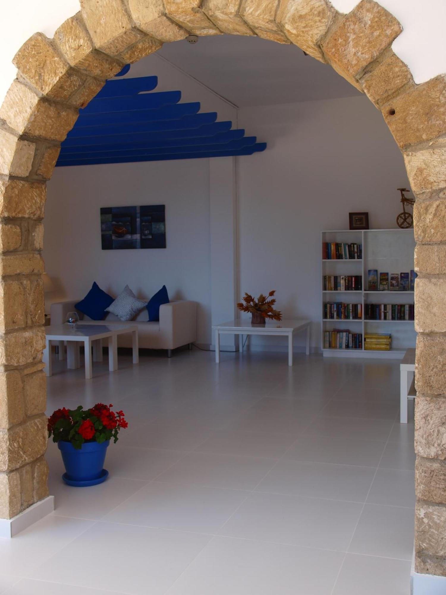 Hilltop Gardens Hotel Apartments Paphos Eksteriør billede