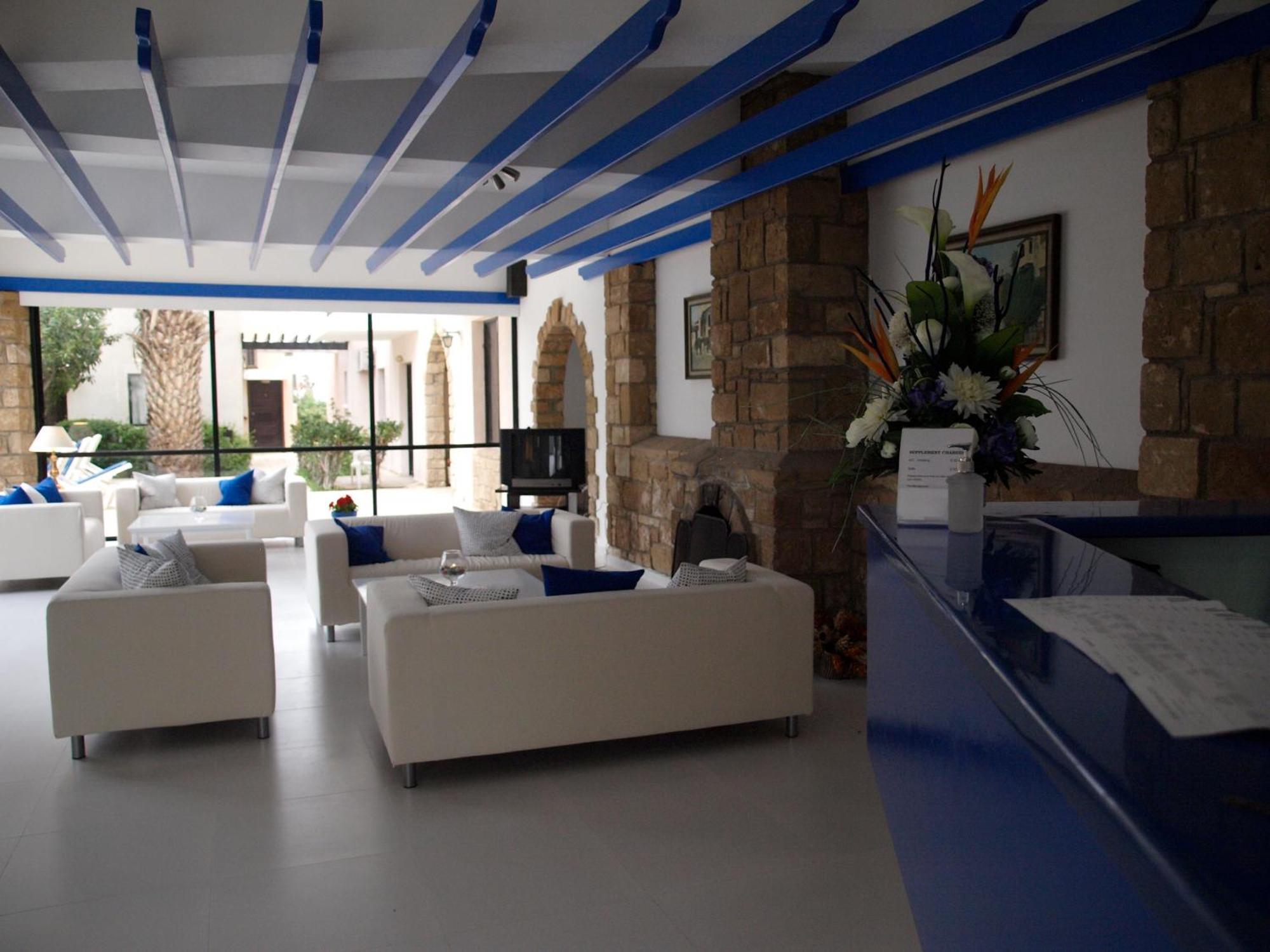 Hilltop Gardens Hotel Apartments Paphos Eksteriør billede