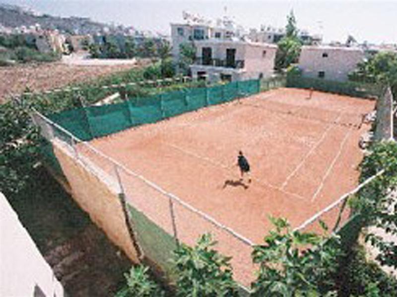Hilltop Gardens Hotel Apartments Paphos Eksteriør billede